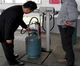 液化氣自動定量充裝電子稱系統(tǒng)常州優(yōu)寶*