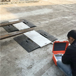 青島100噸便攜式動態(tài)電子汽車衡