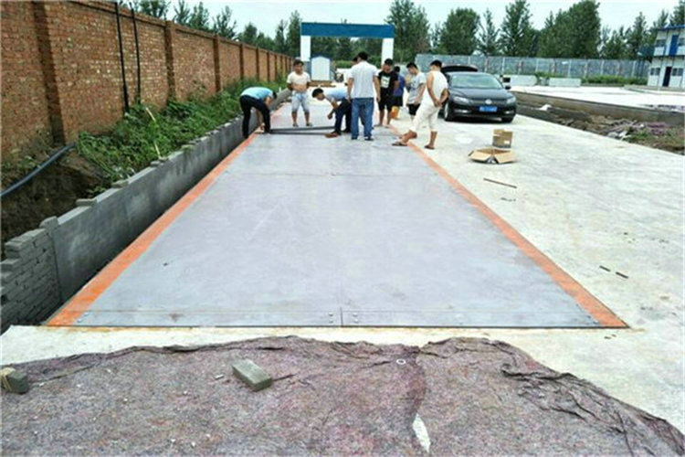 邢臺(tái)100t汽車(chē)電子地秤
