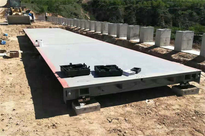 長沙電子汽車衡單面與雙面顯示的優(yōu)缺點概述